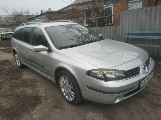 Серый Рено Лагуна, объемом двигателя 2 л и пробегом 270 тыс. км за 4286 $, фото 1 на Automoto.ua