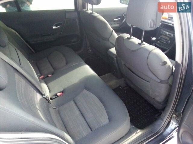 Сірий Рено Лагуна, об'ємом двигуна 1.9 л та пробігом 260 тис. км за 5000 $, фото 6 на Automoto.ua