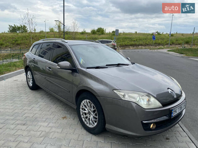 Серый Рено Лагуна, объемом двигателя 2 л и пробегом 349 тыс. км за 4950 $, фото 2 на Automoto.ua