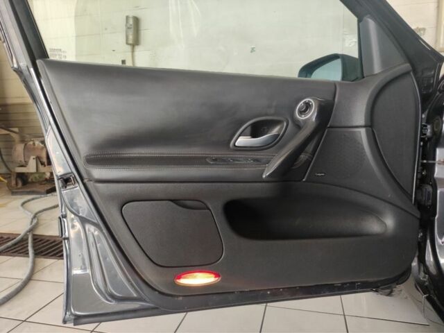 Серый Рено Лагуна, объемом двигателя 2 л и пробегом 320 тыс. км за 5000 $, фото 7 на Automoto.ua