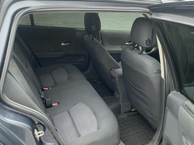 Серый Рено Лагуна, объемом двигателя 2 л и пробегом 333 тыс. км за 4900 $, фото 5 на Automoto.ua