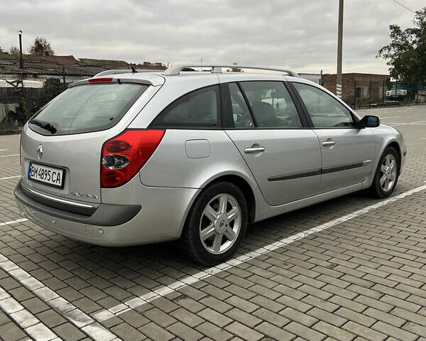 Серый Рено Лагуна, объемом двигателя 2 л и пробегом 230 тыс. км за 6100 $, фото 4 на Automoto.ua