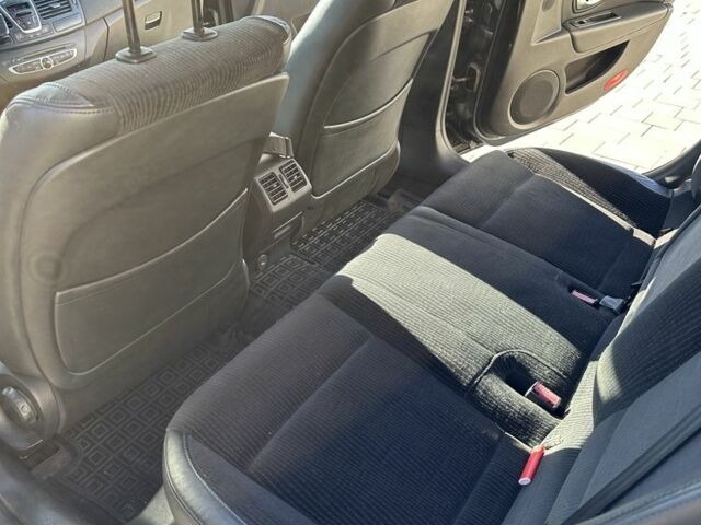 Сірий Рено Лагуна, об'ємом двигуна 1.5 л та пробігом 300 тис. км за 5100 $, фото 7 на Automoto.ua