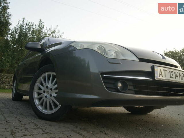 Серый Рено Лагуна, объемом двигателя 2 л и пробегом 219 тыс. км за 6600 $, фото 16 на Automoto.ua