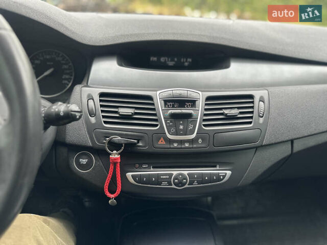 Серый Рено Лагуна, объемом двигателя 2 л и пробегом 250 тыс. км за 7100 $, фото 8 на Automoto.ua