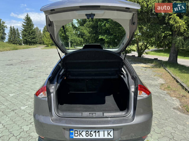 Сірий Рено Лагуна, об'ємом двигуна 1.5 л та пробігом 272 тис. км за 5600 $, фото 9 на Automoto.ua