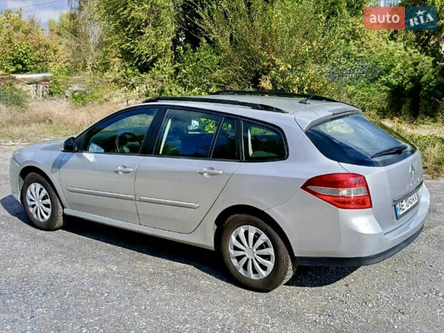 Серый Рено Лагуна, объемом двигателя 1.6 л и пробегом 205 тыс. км за 5250 $, фото 1 на Automoto.ua