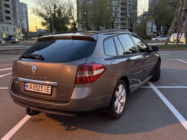 Серый Рено Лагуна, объемом двигателя 1.5 л и пробегом 295 тыс. км за 5100 $, фото 3 на Automoto.ua