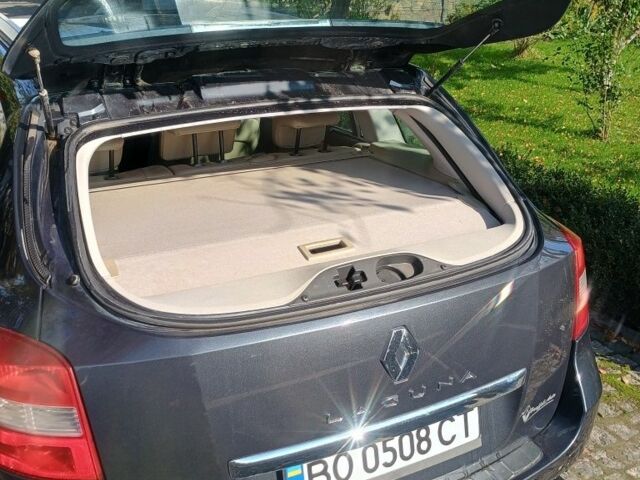 Серый Рено Лагуна, объемом двигателя 2 л и пробегом 245 тыс. км за 6900 $, фото 2 на Automoto.ua