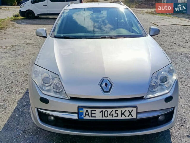 Серый Рено Лагуна, объемом двигателя 1.6 л и пробегом 205 тыс. км за 5250 $, фото 2 на Automoto.ua