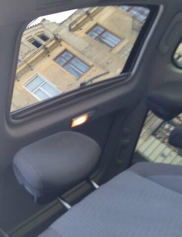 Серый Рено Лагуна, объемом двигателя 1.5 л и пробегом 264 тыс. км за 4000 $, фото 5 на Automoto.ua