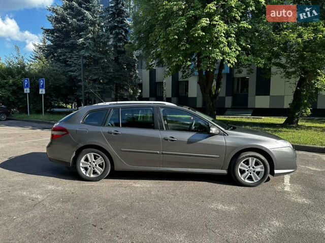 Серый Рено Лагуна, объемом двигателя 1.5 л и пробегом 328 тыс. км за 6100 $, фото 7 на Automoto.ua