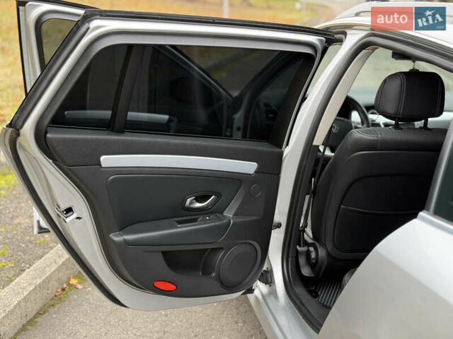 Сірий Рено Лагуна, об'ємом двигуна 2 л та пробігом 268 тис. км за 6300 $, фото 11 на Automoto.ua