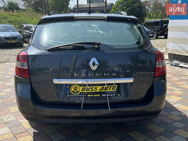 Рено Лагуна 2008 в Стрые на Automoto.ua Серый Рено Лагуна, объемом двигателя 1.46 л и пробегом 205 тыс. км за 6999 $, фото 5 на Automoto.ua