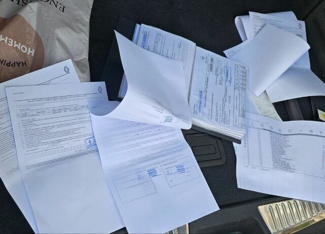 Сірий Рено Лагуна, об'ємом двигуна 2 л та пробігом 96 тис. км за 8499 $, фото 4 на Automoto.ua