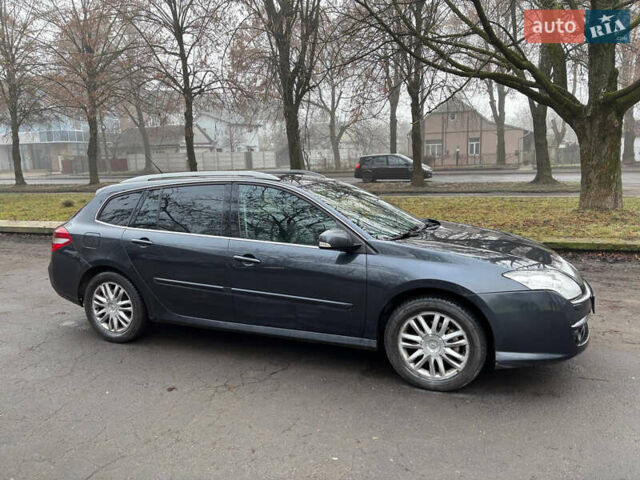 Серый Рено Лагуна, объемом двигателя 2 л и пробегом 294 тыс. км за 5400 $, фото 8 на Automoto.ua