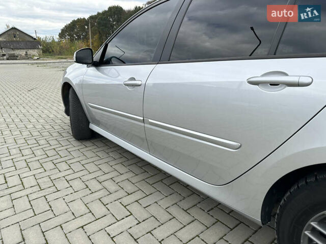 Серый Рено Лагуна, объемом двигателя 1.5 л и пробегом 266 тыс. км за 6100 $, фото 11 на Automoto.ua