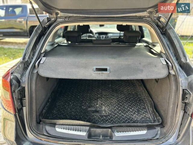 Серый Рено Лагуна, объемом двигателя 1.5 л и пробегом 266 тыс. км за 5120 $, фото 15 на Automoto.ua