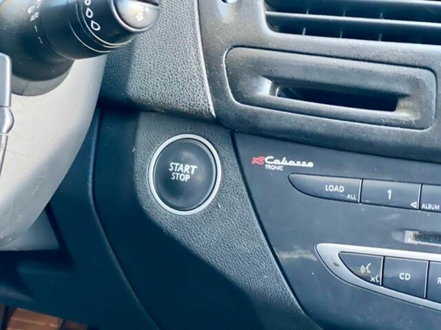 Сірий Рено Лагуна, об'ємом двигуна 2 л та пробігом 260 тис. км за 6700 $, фото 16 на Automoto.ua