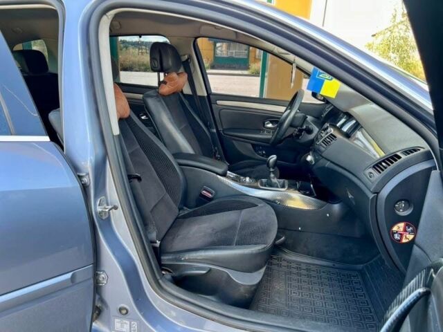 Сірий Рено Лагуна, об'ємом двигуна 2 л та пробігом 260 тис. км за 6700 $, фото 7 на Automoto.ua