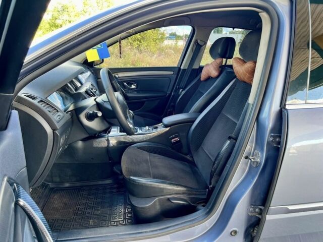 Сірий Рено Лагуна, об'ємом двигуна 2 л та пробігом 260 тис. км за 6700 $, фото 9 на Automoto.ua
