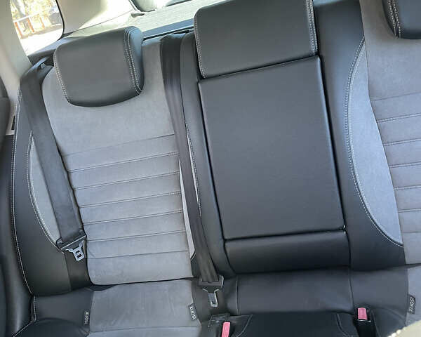 Серый Рено Лагуна, объемом двигателя 2 л и пробегом 270 тыс. км за 6900 $, фото 12 на Automoto.ua