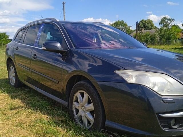 Серый Рено Лагуна, объемом двигателя 2 л и пробегом 367 тыс. км за 5600 $, фото 3 на Automoto.ua