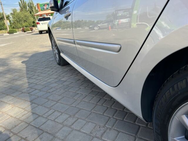 Сірий Рено Лагуна, об'ємом двигуна 2 л та пробігом 308 тис. км за 7800 $, фото 10 на Automoto.ua