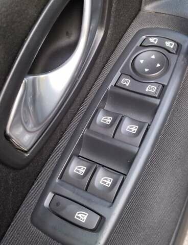 Серый Рено Лагуна, объемом двигателя 1.5 л и пробегом 264 тыс. км за 4000 $, фото 10 на Automoto.ua