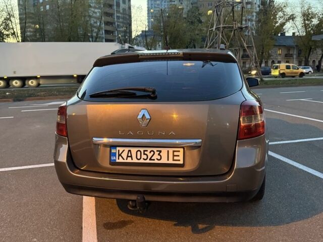 Серый Рено Лагуна, объемом двигателя 1.5 л и пробегом 295 тыс. км за 5100 $, фото 4 на Automoto.ua