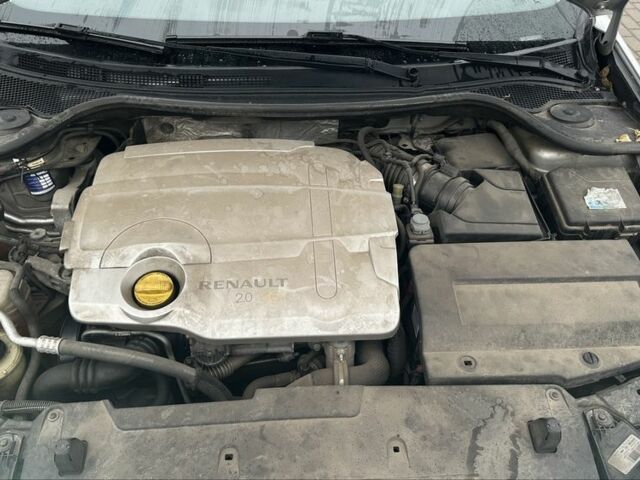 Серый Рено Лагуна, объемом двигателя 2 л и пробегом 250 тыс. км за 6500 $, фото 6 на Automoto.ua