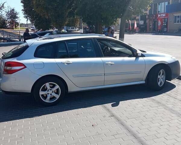 Сірий Рено Лагуна, об'ємом двигуна 1.46 л та пробігом 285 тис. км за 5100 $, фото 4 на Automoto.ua