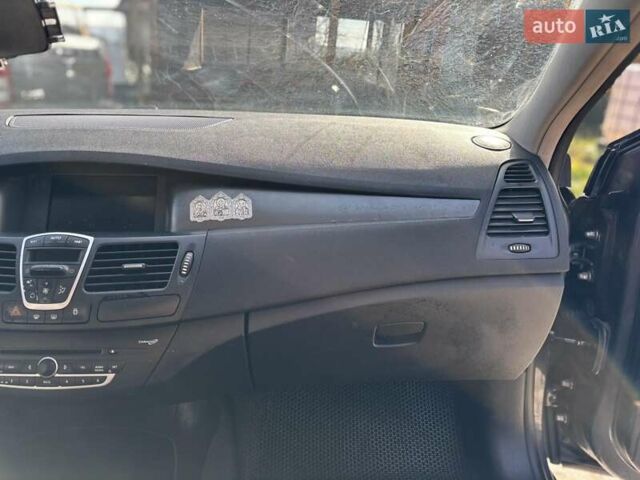 Серый Рено Лагуна, объемом двигателя 1.5 л и пробегом 266 тыс. км за 5120 $, фото 10 на Automoto.ua