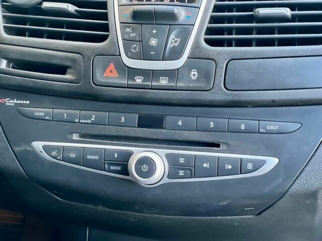 Сірий Рено Лагуна, об'ємом двигуна 2 л та пробігом 260 тис. км за 6700 $, фото 15 на Automoto.ua