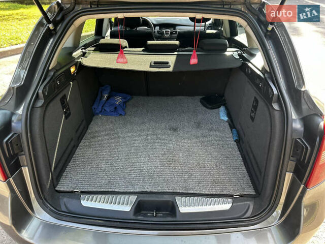 Серый Рено Лагуна, объемом двигателя 1.5 л и пробегом 328 тыс. км за 6100 $, фото 20 на Automoto.ua