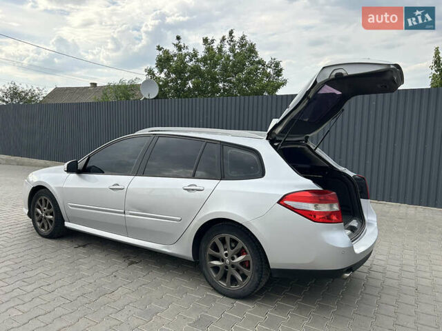 Серый Рено Лагуна, объемом двигателя 2 л и пробегом 276 тыс. км за 5800 $, фото 3 на Automoto.ua
