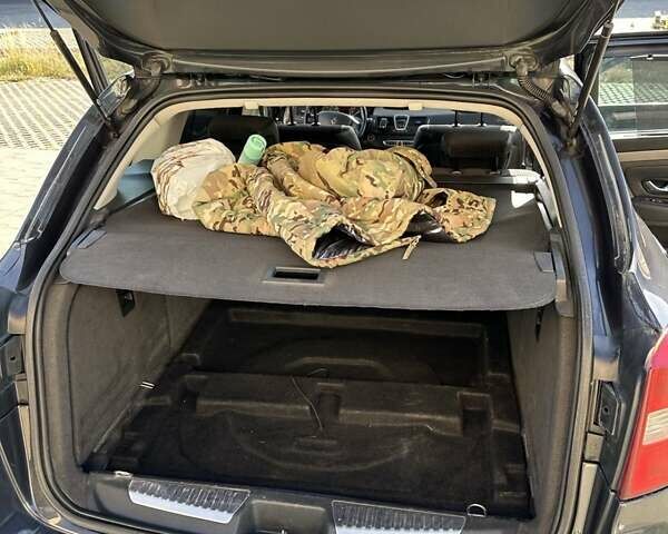 Сірий Рено Лагуна, об'ємом двигуна 1.5 л та пробігом 331 тис. км за 5200 $, фото 10 на Automoto.ua