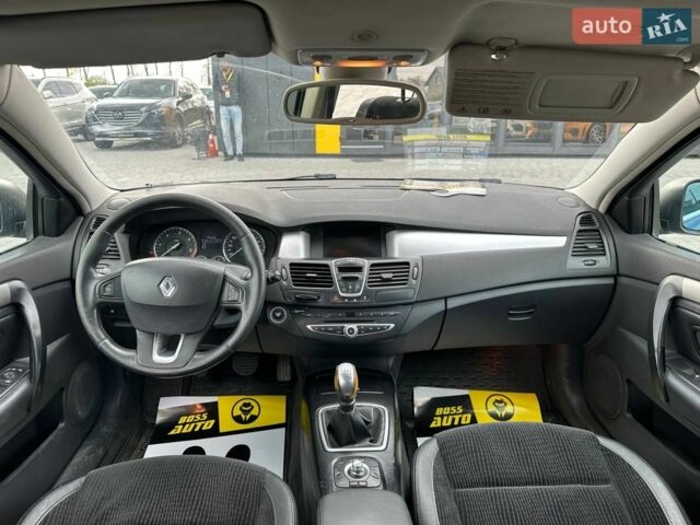 Сірий Рено Лагуна, об'ємом двигуна 2 л та пробігом 166 тис. км за 5700 $, фото 10 на Automoto.ua