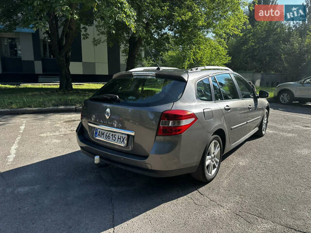 Серый Рено Лагуна, объемом двигателя 1.5 л и пробегом 328 тыс. км за 6100 $, фото 6 на Automoto.ua