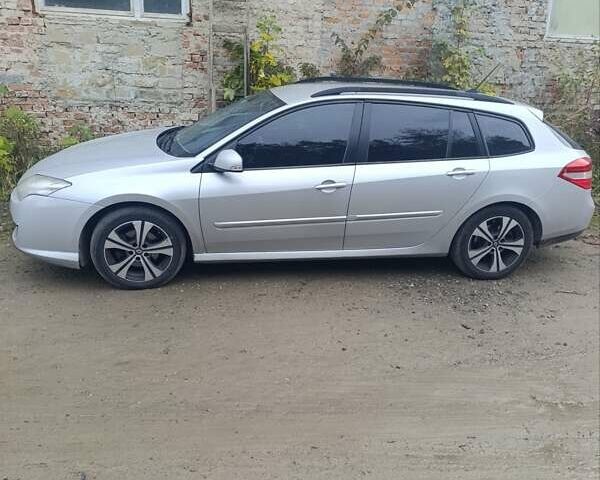 Серый Рено Лагуна, объемом двигателя 2 л и пробегом 300 тыс. км за 6800 $, фото 2 на Automoto.ua