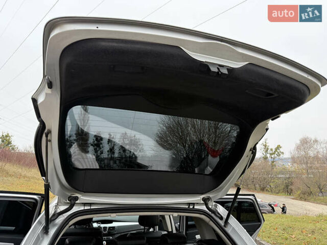 Сірий Рено Лагуна, об'ємом двигуна 2 л та пробігом 268 тис. км за 6300 $, фото 15 на Automoto.ua