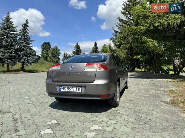 Сірий Рено Лагуна, об'ємом двигуна 1.5 л та пробігом 272 тис. км за 5600 $, фото 8 на Automoto.ua