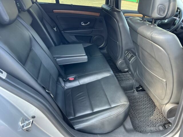 Сірий Рено Лагуна, об'ємом двигуна 2 л та пробігом 308 тис. км за 7800 $, фото 6 на Automoto.ua