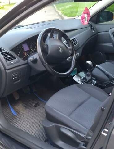 Серый Рено Лагуна, объемом двигателя 1.5 л и пробегом 264 тыс. км за 4000 $, фото 9 на Automoto.ua