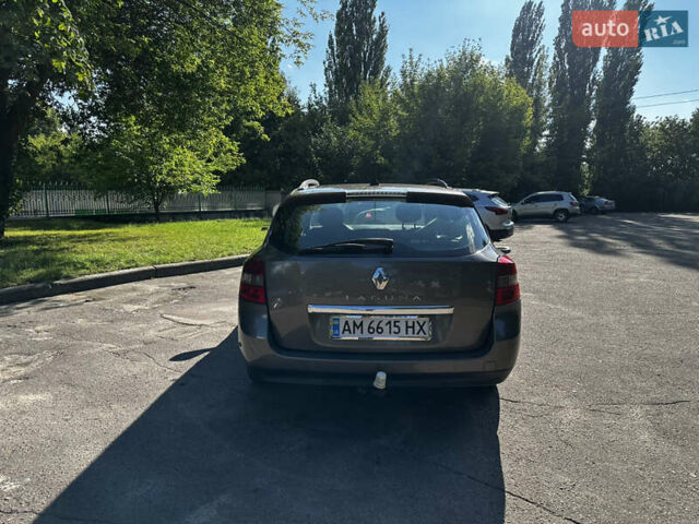 Серый Рено Лагуна, объемом двигателя 1.5 л и пробегом 328 тыс. км за 6100 $, фото 5 на Automoto.ua