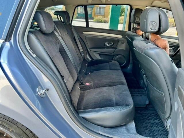 Сірий Рено Лагуна, об'ємом двигуна 2 л та пробігом 260 тис. км за 6700 $, фото 8 на Automoto.ua