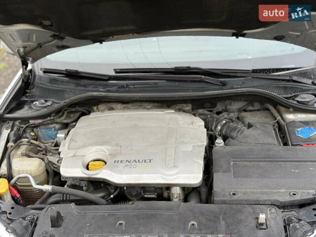 Сірий Рено Лагуна, об'ємом двигуна 2 л та пробігом 268 тис. км за 6300 $, фото 24 на Automoto.ua
