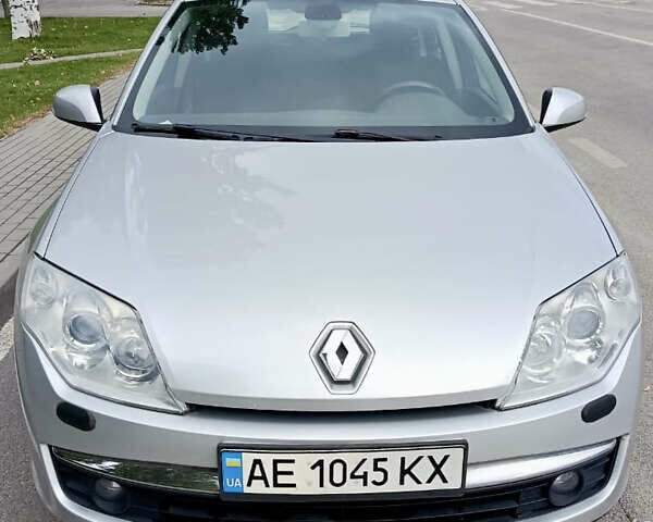 Серый Рено Лагуна, объемом двигателя 1.6 л и пробегом 205 тыс. км за 5250 $, фото 17 на Automoto.ua