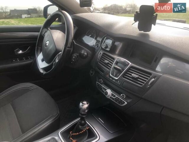 Сірий Рено Лагуна, об'ємом двигуна 1.5 л та пробігом 220 тис. км за 7300 $, фото 19 на Automoto.ua