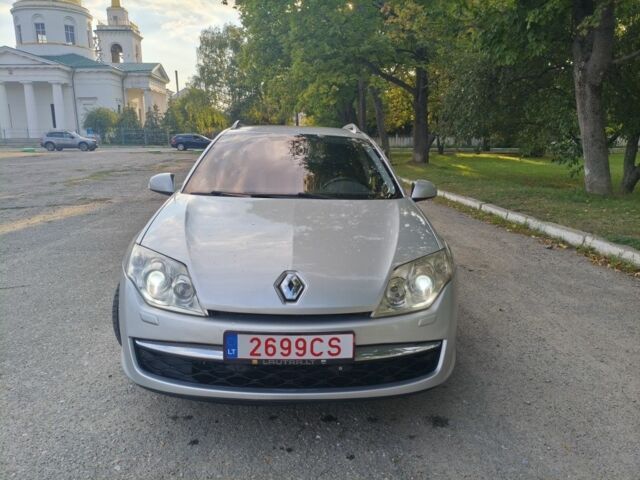 Сірий Рено Лагуна, об'ємом двигуна 3 л та пробігом 300 тис. км за 5000 $, фото 3 на Automoto.ua